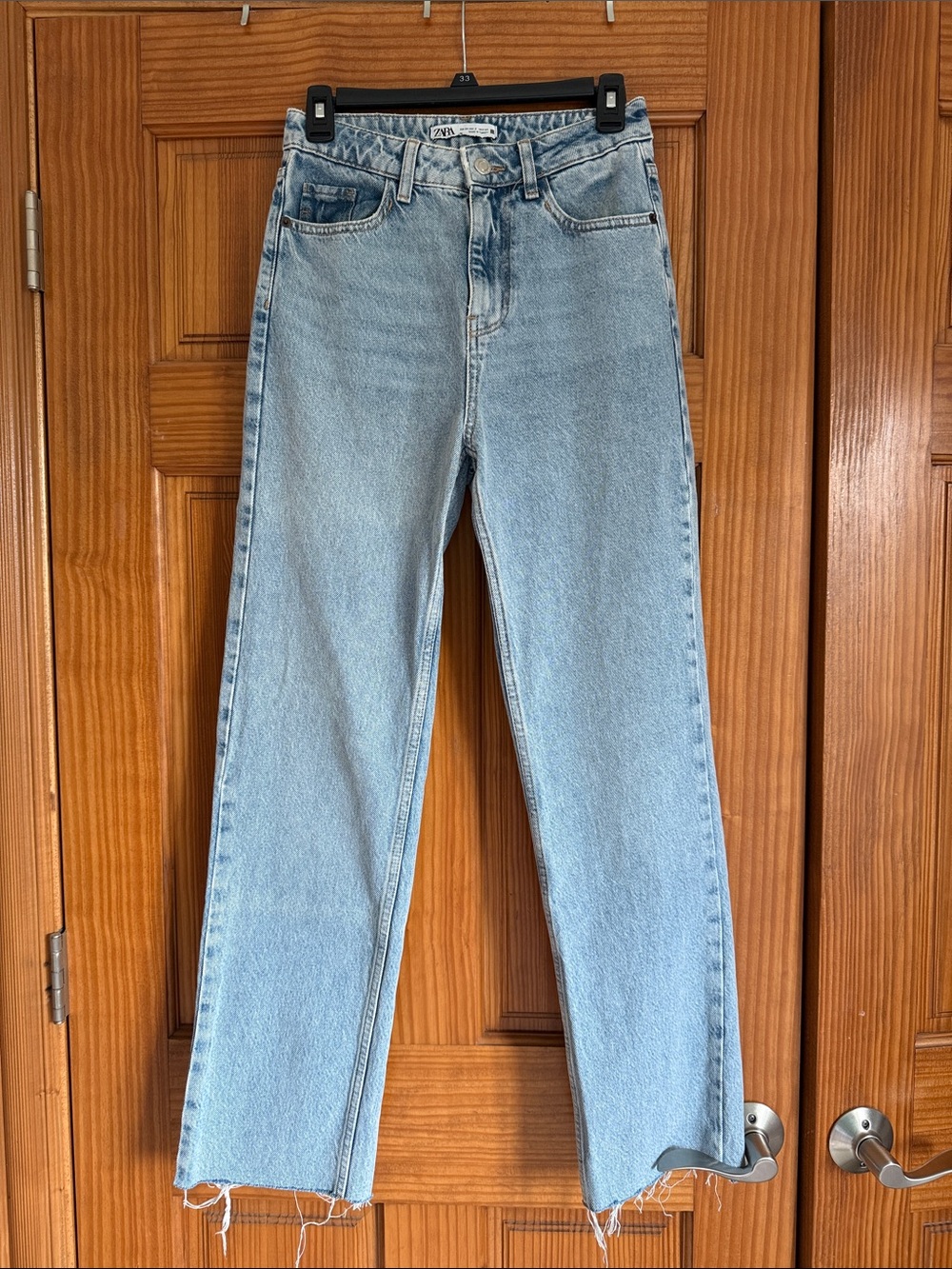 ZARA Light Blue Straight Leg Jeans - Women's